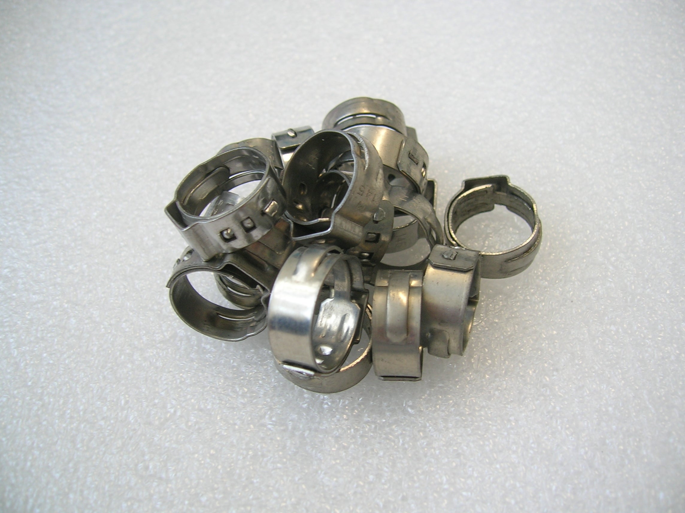 Stainless Stepless Clamp Suits 6-8mm OD Line (9.5) Pack of 10x