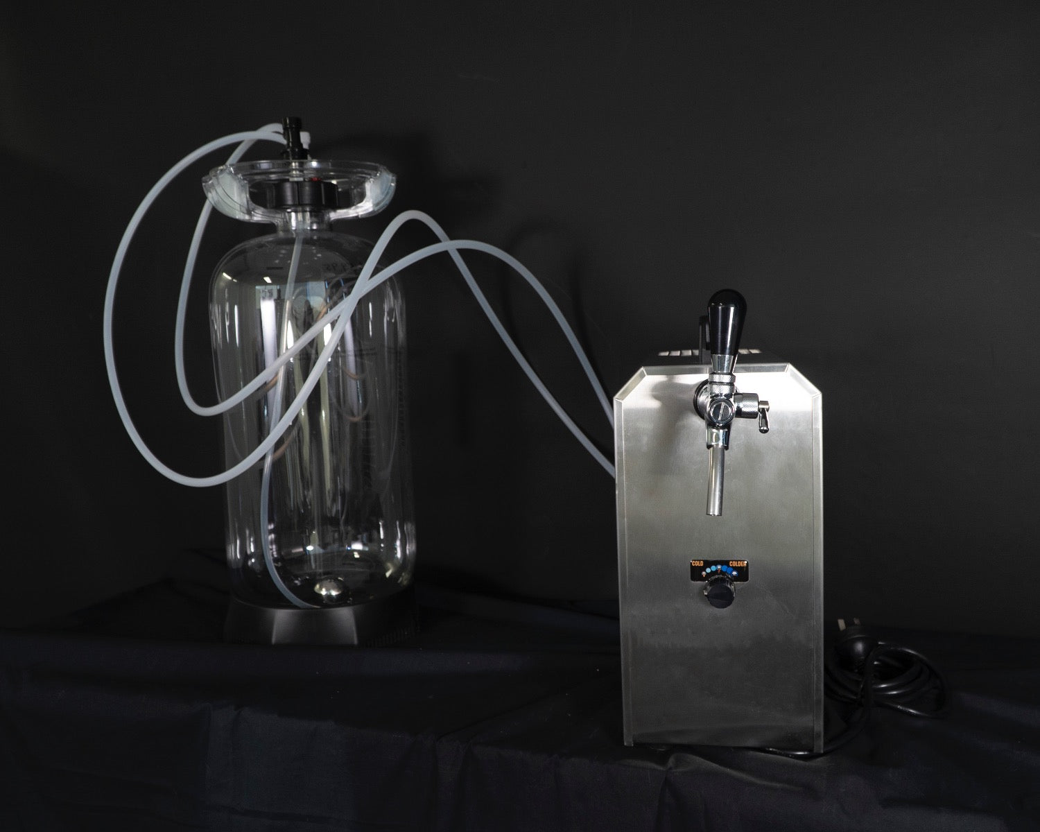 Sputnik Counter Top Beer Dispenser One Tap connected to PET Keg